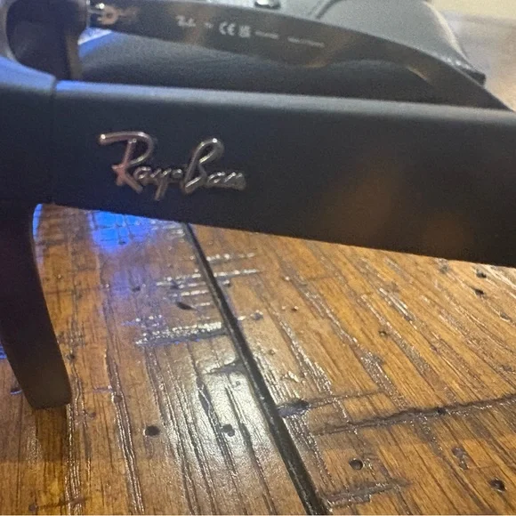 Ray-Ban Matte Black Sunglasses with Case - Picture 6 of 7